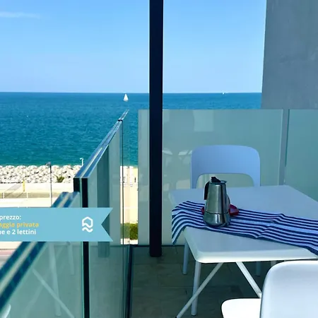 Lejlighed M413 - Marcelli, Quadrilocale Fronte Mare Con Vista E Privata Marcelli